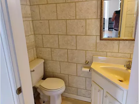 Bath - 217 5th Ave, Lyons, CO 80540 photo 3 of 3