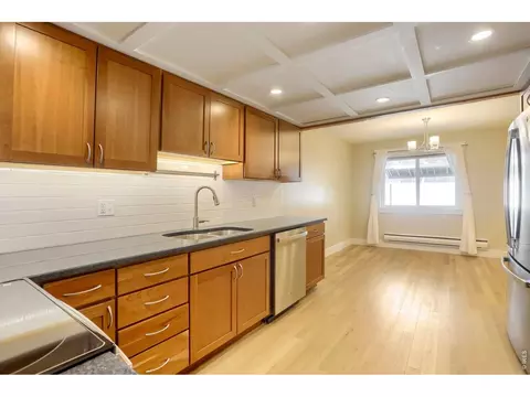 Kitchen - 2979 Eagle Way, Boulder, CO 80301 photo 2 of 3
