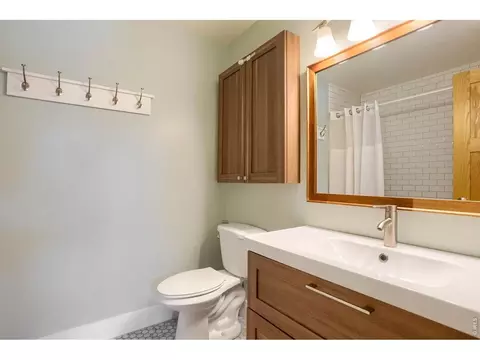Bath - 2979 Eagle Way, Boulder, CO 80301 photo 3 of 3