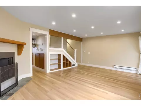 Living - 2979 Eagle Way, Boulder, CO 80301 photo 3 of 7