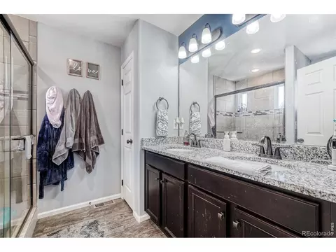Bath - 26168 E Maple Dr, Aurora, CO 80018 photo 2 of 5