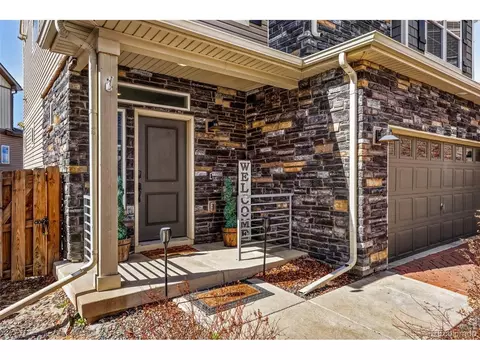 Exterior - 26168 E Maple Dr, Aurora, CO 80018 photo 4 of 6
