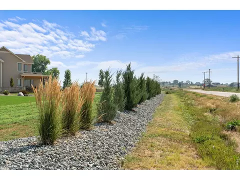 Exterior - 1920 Country Dr, Longmont, CO 80504 photo 9 of 15