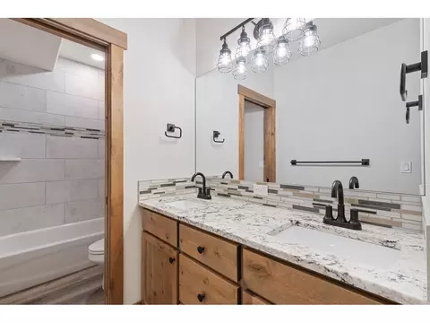Bath - 1920 Country Dr, Longmont, CO 80504 photo 3 of 3