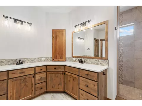 Bath - 1920 Country Dr, Longmont, CO 80504 photo 2 of 3