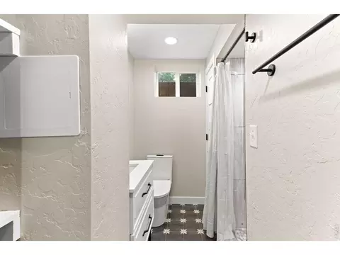 Bath - 6010 Johnson Way, Arvada, CO 80004 photo 2 of 3