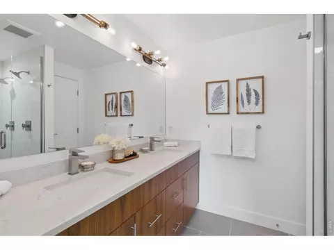 Bath - 1898 Folsom St, Boulder, CO 80302 photo 1 of 3