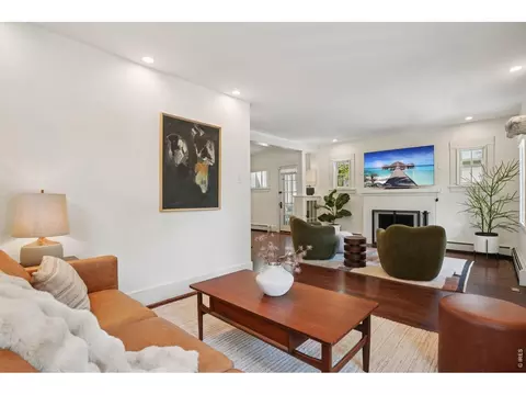 Living - 1013 Mapleton Ave, Boulder, CO 80304 photo 1 of 4