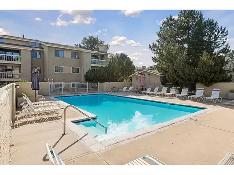 Exterior - 30 S Boulder Cir #3038, Boulder, CO 80303 photo 2 of 4