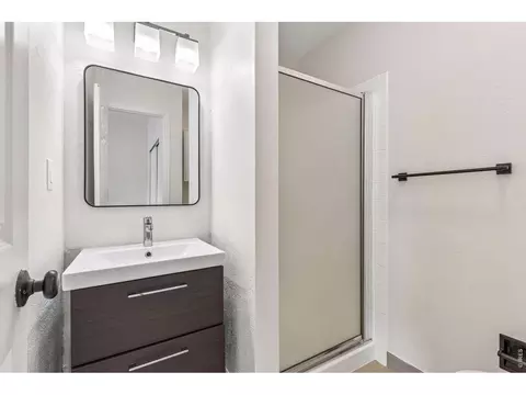 Bath - 30 S Boulder Cir #3038, Boulder, CO 80303 photo 3 of 3