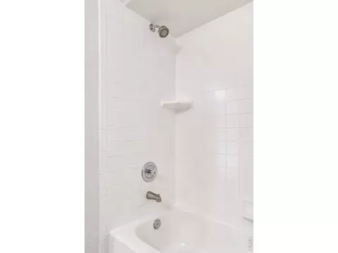 Bath - 30 S Boulder Cir #3038, Boulder, CO 80303 photo 2 of 3
