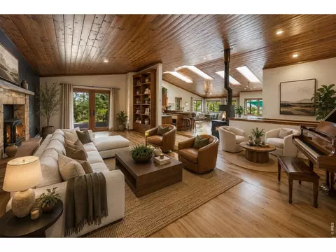 Living - 184 Chapman Rd, Boulder, CO 80302 photo 7 of 7