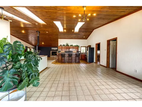Kitchen - 184 Chapman Rd, Boulder, CO 80302 photo 4 of 4