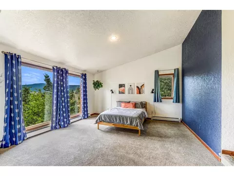 Bedroom - 184 Chapman Rd, Boulder, CO 80302 photo 2 of 6