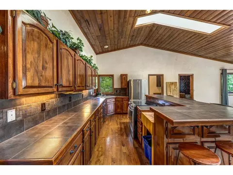 Kitchen - 184 Chapman Rd, Boulder, CO 80302 photo 1 of 4