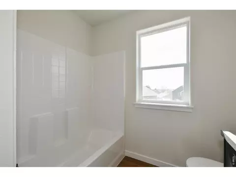 Bath - 1144 Bitterroot Ct, Johnstown, CO 80534 photo 7 of 7
