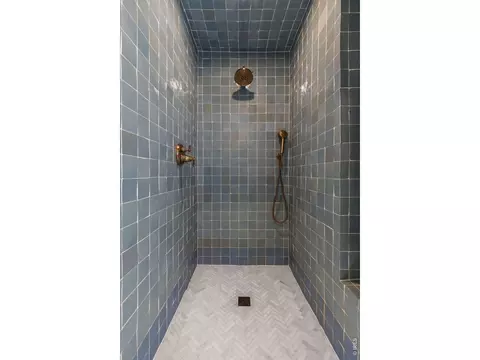 Bath - 2324 Mapleton Ave #A, Boulder, CO 80304 photo 3 of 4