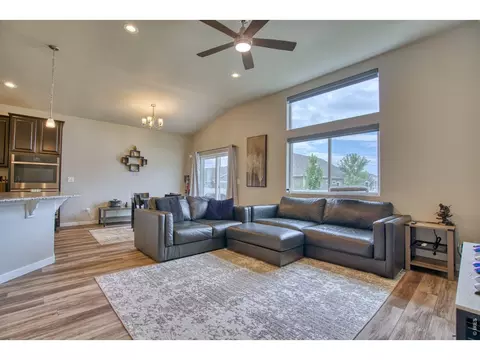 Living - 1277 Tipton St, Berthoud, CO 80513 photo 2 of 5