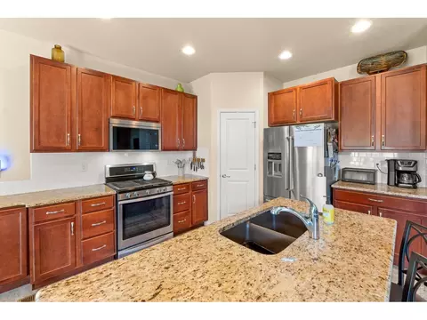 Kitchen - 2005 Saddleback Dr, Milliken, CO 80543 photo 4 of 5
