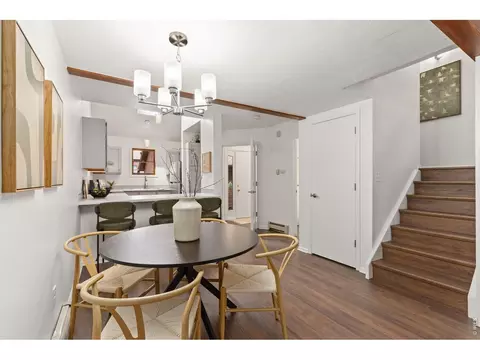 Dining - 3119 Bell Dr, Boulder, CO 80301 photo 3 of 3
