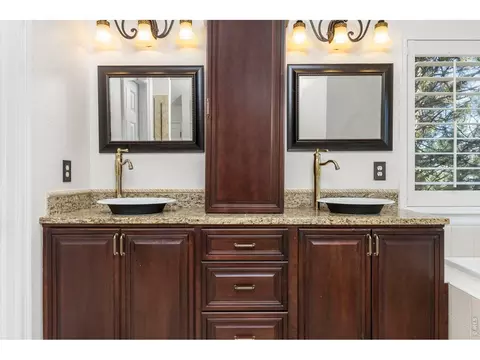 Bath - 6755 Saddleback Ave, Firestone, CO 80504 photo 6 of 6