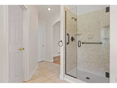 Bath - 6755 Saddleback Ave, Firestone, CO 80504 photo 2 of 6