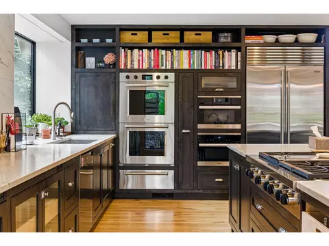 Kitchen - 182 Ridge Rd, Boulder, CO 80303 photo 3 of 3