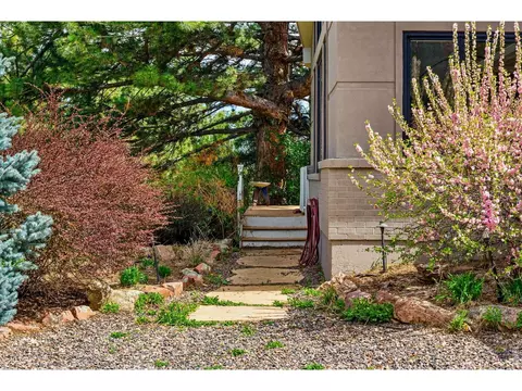 Exterior - 182 Ridge Rd, Boulder, CO 80303 photo 3 of 8