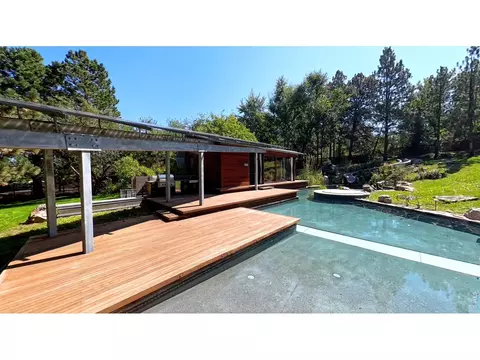 Exterior - 182 Ridge Rd, Boulder, CO 80303 photo 2 of 8