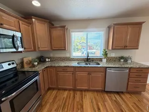 Kitchen - 894 Durum St, Windsor, CO 80550 photo 2 of 3