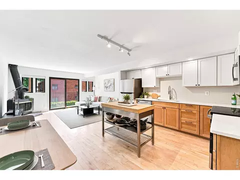 Kitchen - 600 Arapahoe Ave #5, Boulder, CO 80302 photo 1 of 5