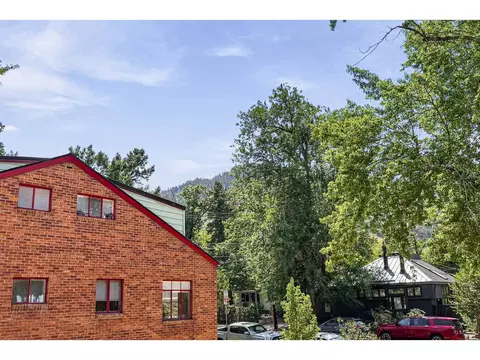 Exterior - 600 Arapahoe Ave #5, Boulder, CO 80302 photo 3 of 8