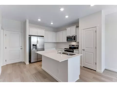 Kitchen - 656 S Cabernet Ave, Fort Lupton, CO 80621 photo 4 of 4