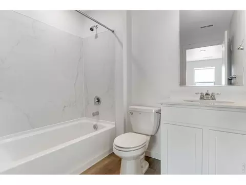 Bath - 656 S Cabernet Ave, Fort Lupton, CO 80621 photo 4 of 4