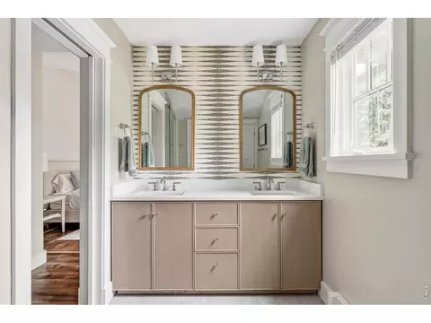 Bath - 3062 11th St, Boulder, CO 80304 photo 1 of 1