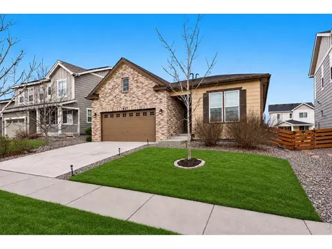 937 Eva Peak Dr, Erie, CO 80516