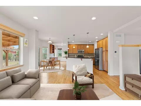 Living - 413 Raymond Ct, Lyons, CO 80540 photo 5 of 9
