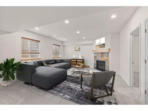Living - 413 Raymond Ct, Lyons, CO 80540 photo 7 of 9