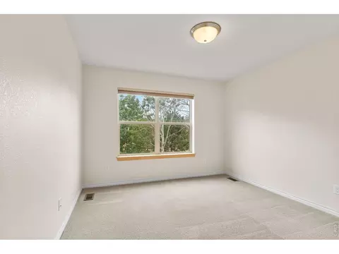 Bedroom - 413 Raymond Ct, Lyons, CO 80540 photo 4 of 9