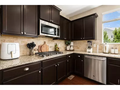 Kitchen - 2163 Longfin Dr, Windsor, CO 80550 photo 3 of 6