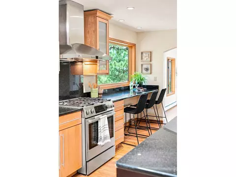 Kitchen - 335 Pine Tree Ln, Boulder, CO 80304 photo 2 of 4