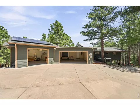 Exterior - 335 Pine Tree Ln, Boulder, CO 80304 photo 9 of 9