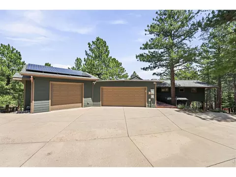 Exterior - 335 Pine Tree Ln, Boulder, CO 80304 photo 4 of 9