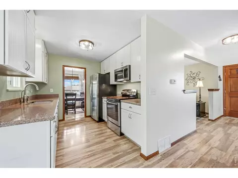 Kitchen - 2701 Martingale Dr, Berthoud, CO 80513 photo 3 of 4