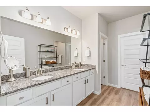 Bath - 4553 Bishopsgate Dr, Windsor, CO 80550 photo 1 of 5