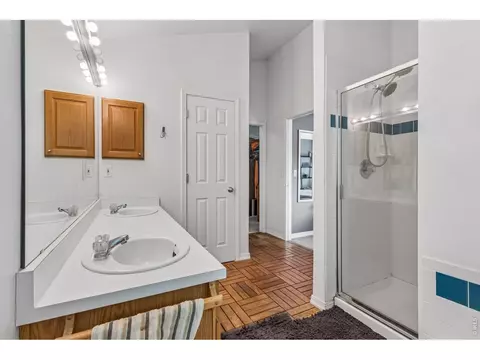 Bath - 4910 Tesla Ct, Boulder, CO 80301 photo 4 of 5