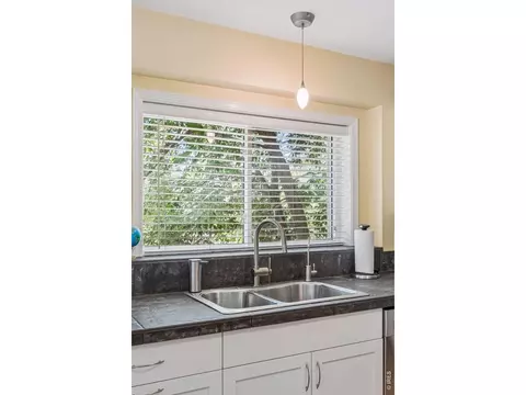 Kitchen - 4910 Tesla Ct, Boulder, CO 80301 photo 3 of 4