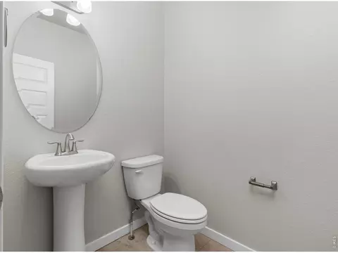 Bath - 4908 Romney Lock Dr, Windsor, CO 80550 photo 3 of 5