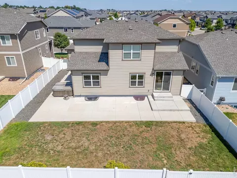 Exterior - 4908 Romney Lock Dr, Windsor, CO 80550 photo 7 of 9