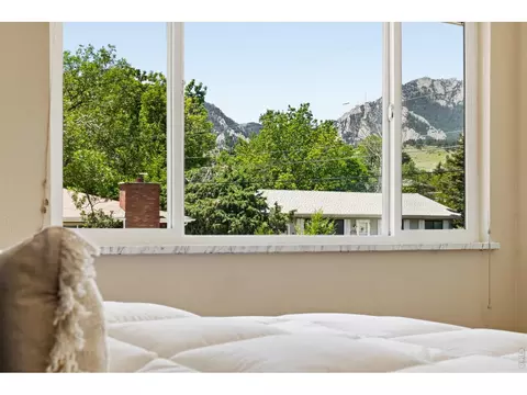 Bedroom - 720 Gillaspie Dr, Boulder, CO 80305 photo 3 of 8